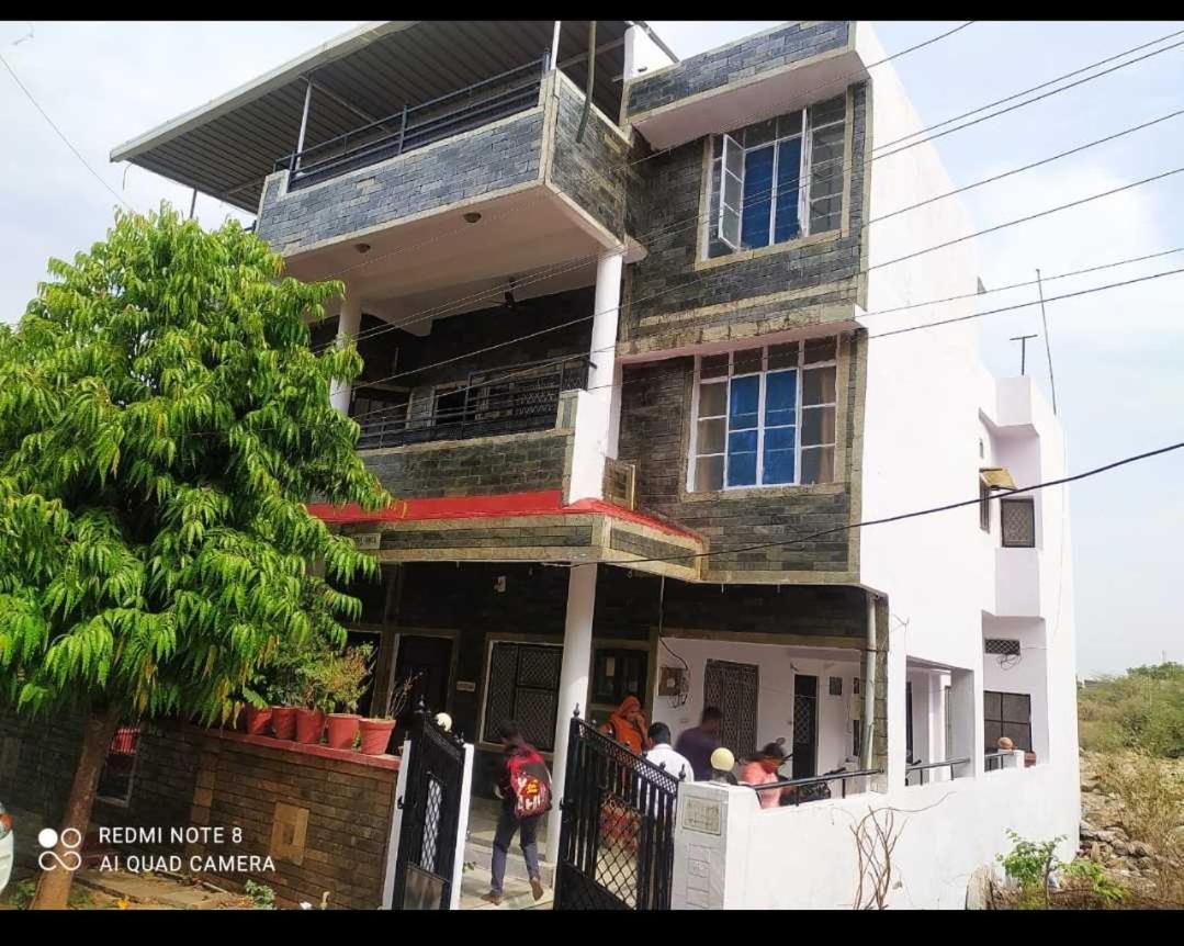 Hotel O Matra Chaya Udaipur Eksteriør billede